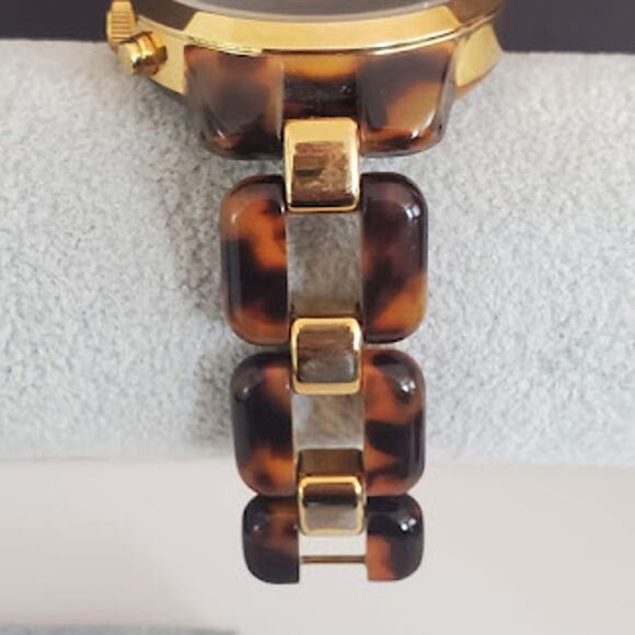 Michael Kors‎ Women's 43mm Watch Gold Tone and Tortoise Shell Band MK5609 Small - Picture 7 of 9